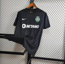 Camisola Sporting Black is back 2023-24